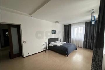 Фото №1: 2-комнатная квартира 82 м² - Краснодар, мкр. Камвольно-суконный Комбинат, ул. Камвольная, 3