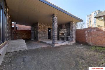 Фото №2: Дом 263 м² - Краснодар, мкр. Центральный, ул. Будённого, 363