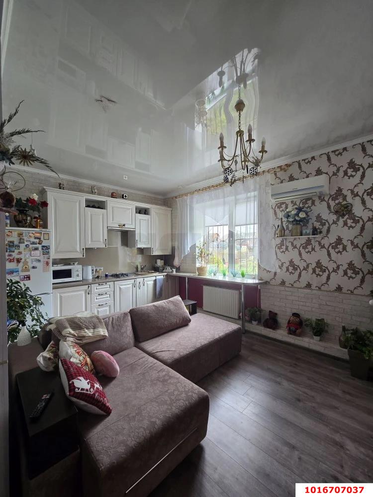 Фото №1: Дом 142 м² + 4 сот. - Пламя, мкр. Карасунский внутригородской округ, ул. Грушевая, 377