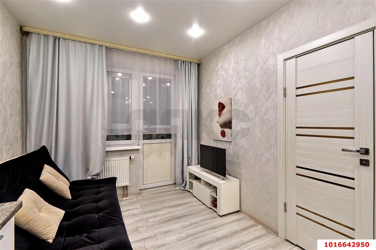 Фото №3: 1-комнатная квартира 35 м² - Краснодар, Прикубанский внутригородской округ, Славянский, мкр. Светлоград, ул. Красных Партизан, 1/4к5