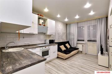 Фото №1: 1-комнатная квартира 35 м² - Краснодар, мкр. Светлоград, ул. Красных Партизан, 1/4к5