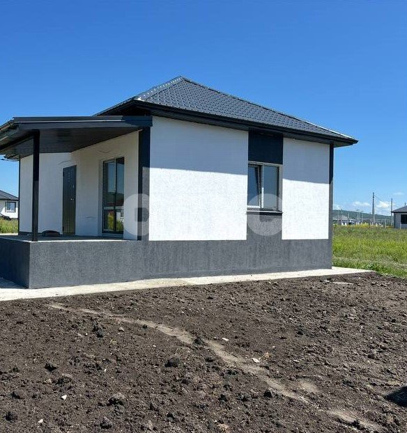 Фото №1: Дом 61 м² + 4.2 сот. - Семигорский, ул. Центральная