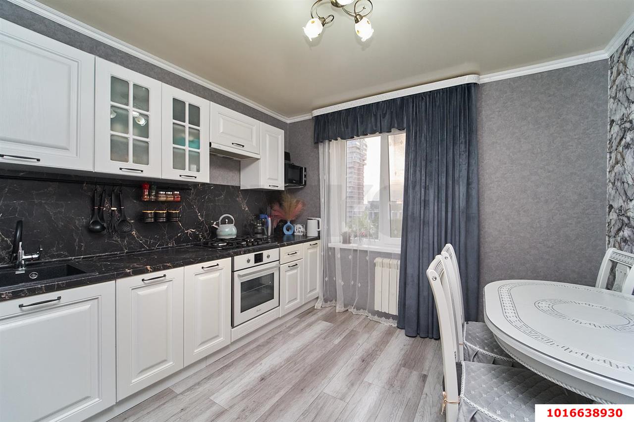 Фото №2: 4-комнатная квартира 86 м² - Краснодар, Прикубанский внутригородской округ, Калинино, мкр. Завод Радиоизмерительных Приборов, ул. Тепличная, 62