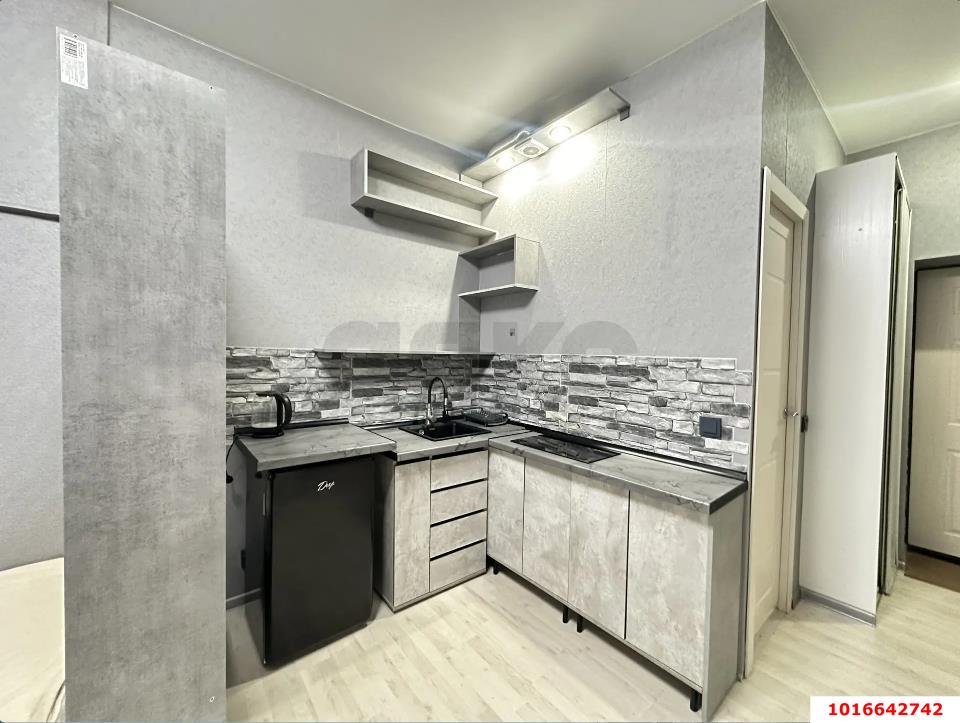 Фото №4: Студия 28 м² - Краснодар, Прикубанский внутригородской округ, Завод Радиоизмерительных Приборов, мкр. Музыкальный, ул. имени С.С. Прокофьева, 17