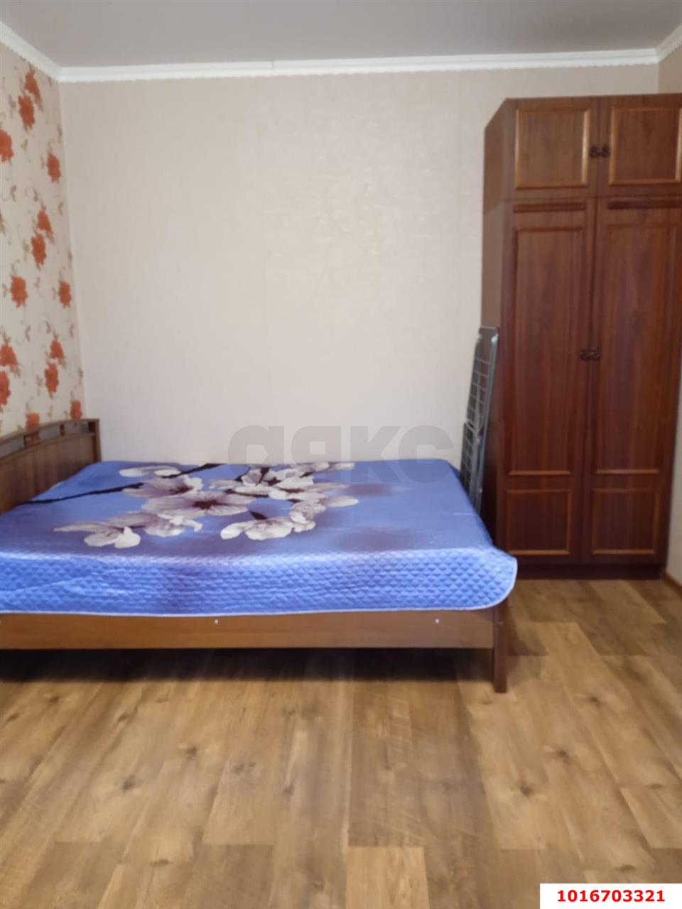 Фото №4: 1-комнатная квартира <span class="whitespace-nowrap">34 м²</span>, <span class="whitespace-nowrap">6/6 эт.</span> - Краснодар, Прикубанский внутригородской округ, ЖК Лучезарный, мкр. Музыкальный, ул. имени Сергея Есенина, 141