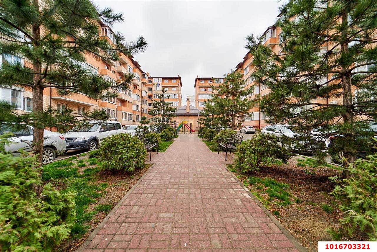 Фото №13: 1-комнатная квартира <span class="whitespace-nowrap">34 м²</span>, <span class="whitespace-nowrap">6/6 эт.</span> - Краснодар, Прикубанский внутригородской округ, ЖК Лучезарный, мкр. Музыкальный, ул. имени Сергея Есенина, 141