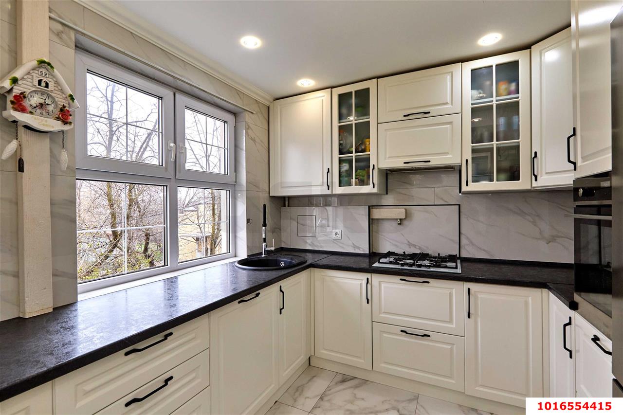 Фото №2: 3-комнатная квартира 59 м² - Краснодар, ул. Атарбекова, 40