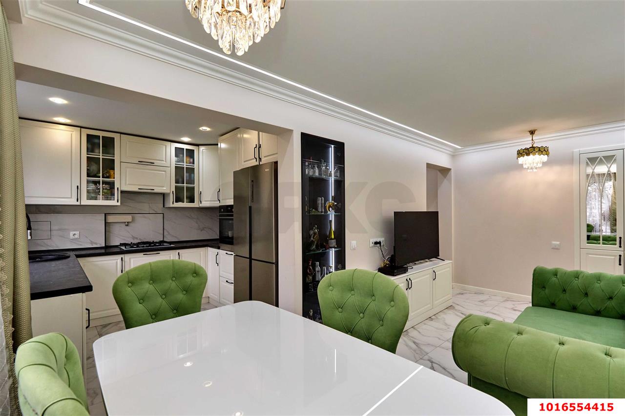 Фото №1: 3-комнатная квартира 59 м² - Краснодар, ул. Атарбекова, 40