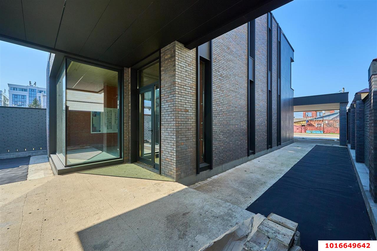 Фото №4: Дом 200 м² + 4 сот. - Краснодар, Прикубанский внутригородской округ, Завод Радиоизмерительных Приборов, Музыкальный, мкр. жилой комплекс Культурный, ул. Урицкого