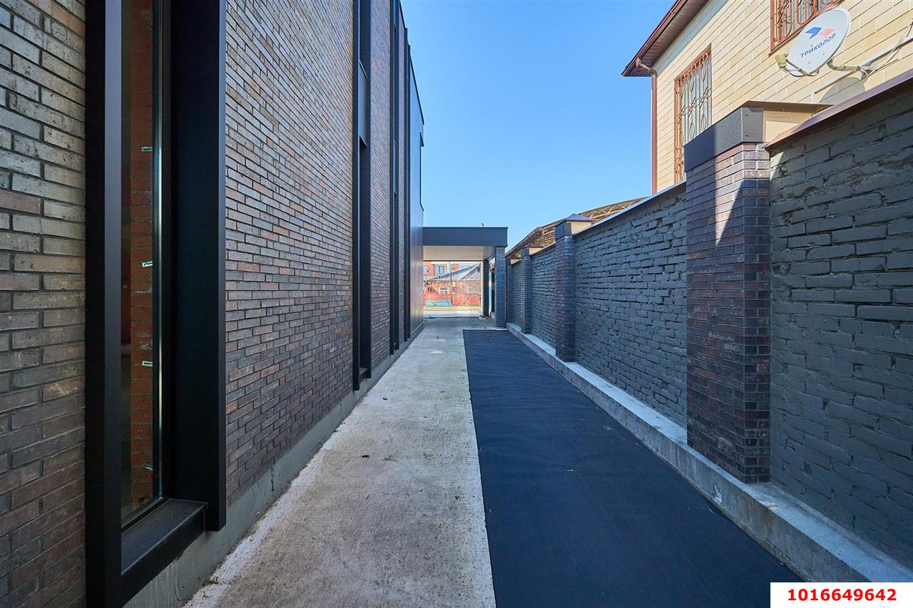 Фото №6: Дом 200 м² + 4 сот. - Краснодар, Прикубанский внутригородской округ, Завод Радиоизмерительных Приборов, Музыкальный, мкр. жилой комплекс Культурный, ул. Урицкого