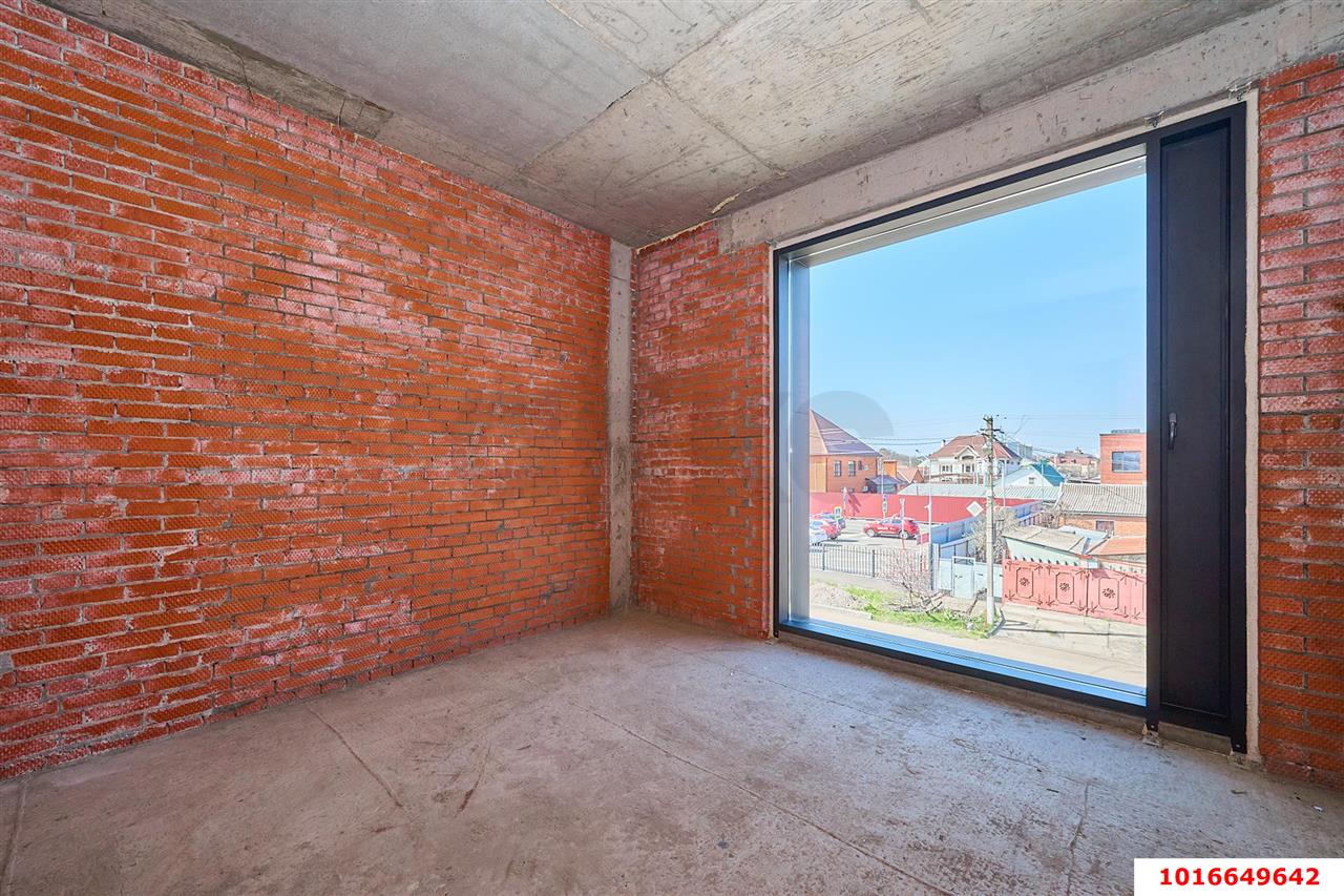 Фото №15: Дом 200 м² + 4 сот. - Краснодар, Прикубанский внутригородской округ, Завод Радиоизмерительных Приборов, Музыкальный, мкр. жилой комплекс Культурный, ул. Урицкого