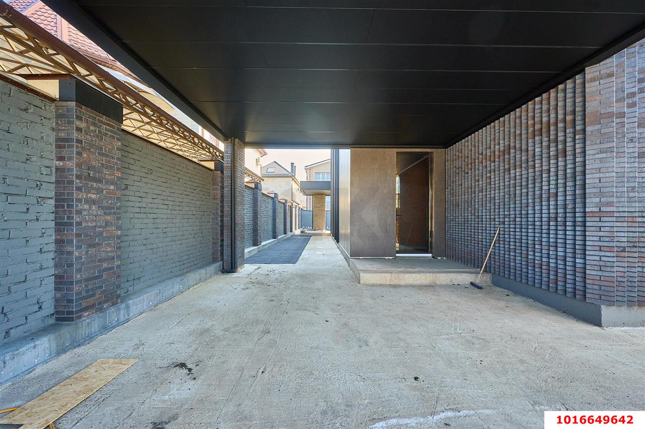 Фото №7: Дом 200 м² + 4 сот. - Краснодар, Прикубанский внутригородской округ, Завод Радиоизмерительных Приборов, Музыкальный, мкр. жилой комплекс Культурный, ул. Урицкого