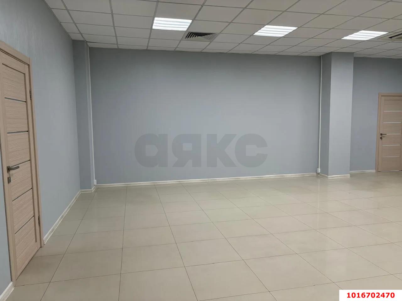 Фото №2: Коммерция 55 м² - Краснодар, Карасунский внутригородской округ, Хлопчато-бумажный Комбинат, мкр. жилой комплекс Гранд Пэлэс, ул. Уральская, 75/1