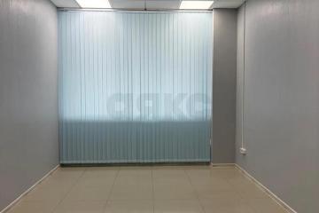 Фото №3: Коммерция 55 м² - Краснодар, мкр. жилой комплекс Гранд Пэлэс, ул. Уральская, 75/1