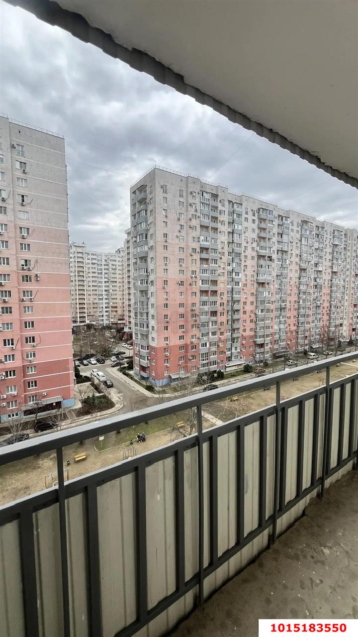 Фото №8: 1-комнатная квартира 52 м² - Краснодар, мкр. Прикубанский внутригородской округ, ул. Александра Покрышкина, 2/5