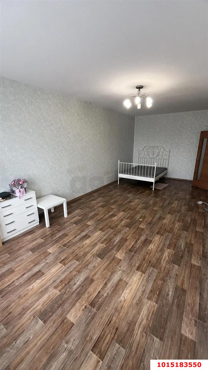 Фото №3: 1-комнатная квартира 52 м² - Краснодар, мкр. Прикубанский внутригородской округ, ул. Александра Покрышкина, 2/5