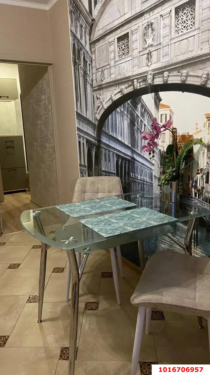 Фото №6: 1-комнатная квартира 45 м² - Краснодар, Карасунский внутригородской округ, Пашковский, жилой комплекс Гарант, мкр. Участок №24, ул. Трудовой Славы, 43к1