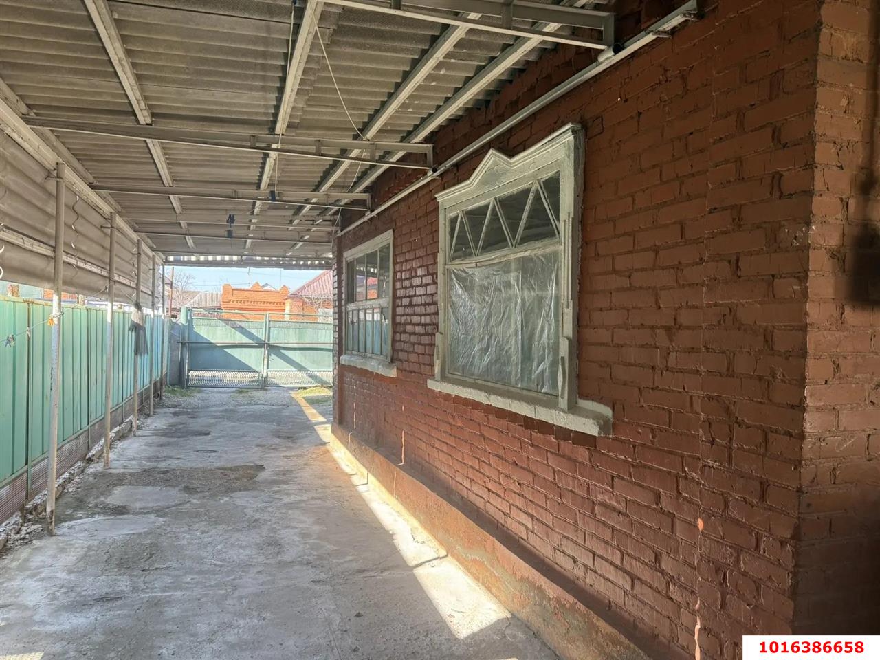 Фото №1: Дом 70 м² + 4.1 сот. - Яблоновский, пр-д 1-й  Толбухина, 47