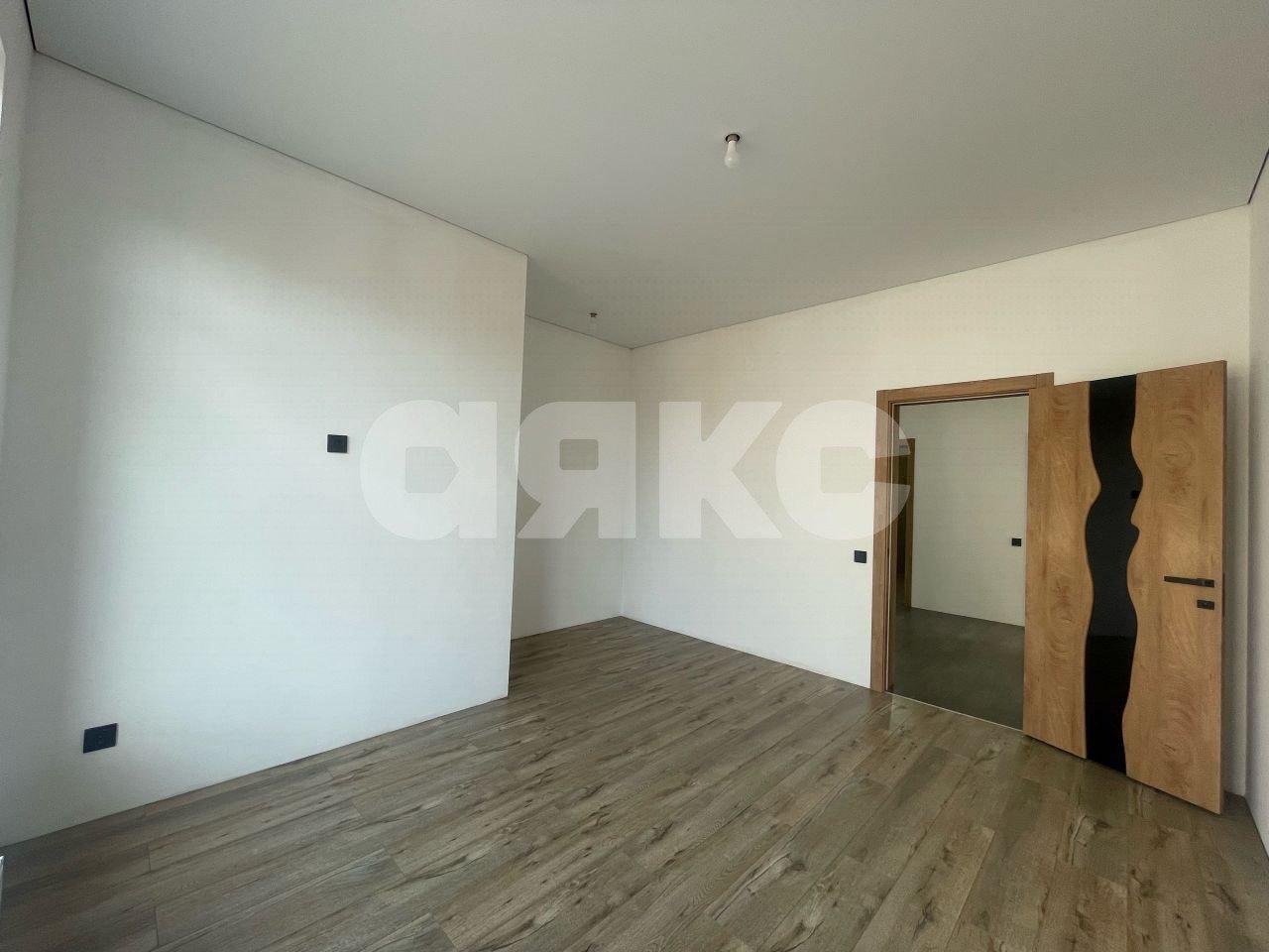 Фото №9: Дом 120 м² + 6.3 сот. - Майкоп, мкр. Центр, ул. площадь Ленина