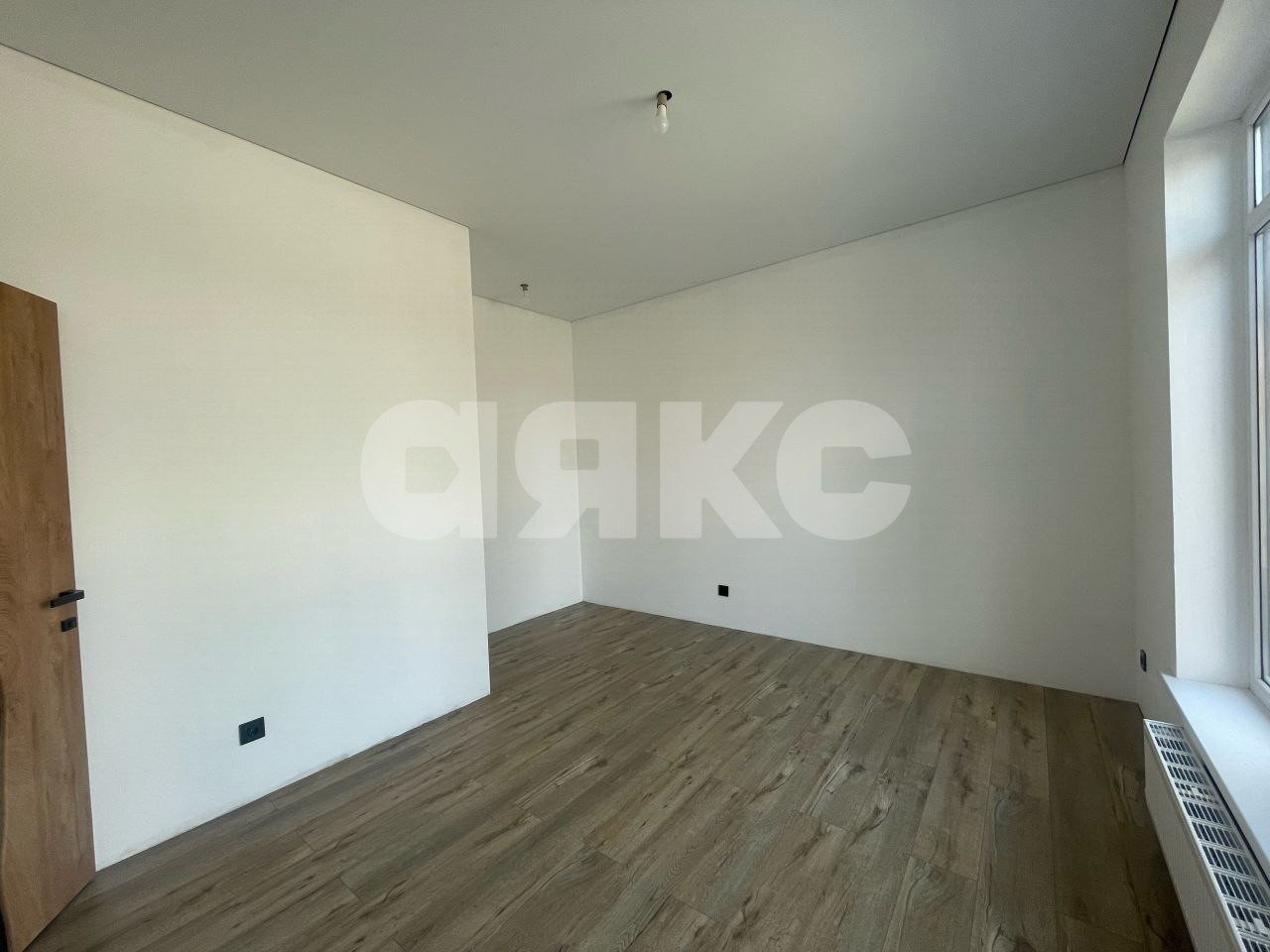 Фото №6: Дом 120 м² + 6.3 сот. - Майкоп, мкр. Центр, ул. площадь Ленина