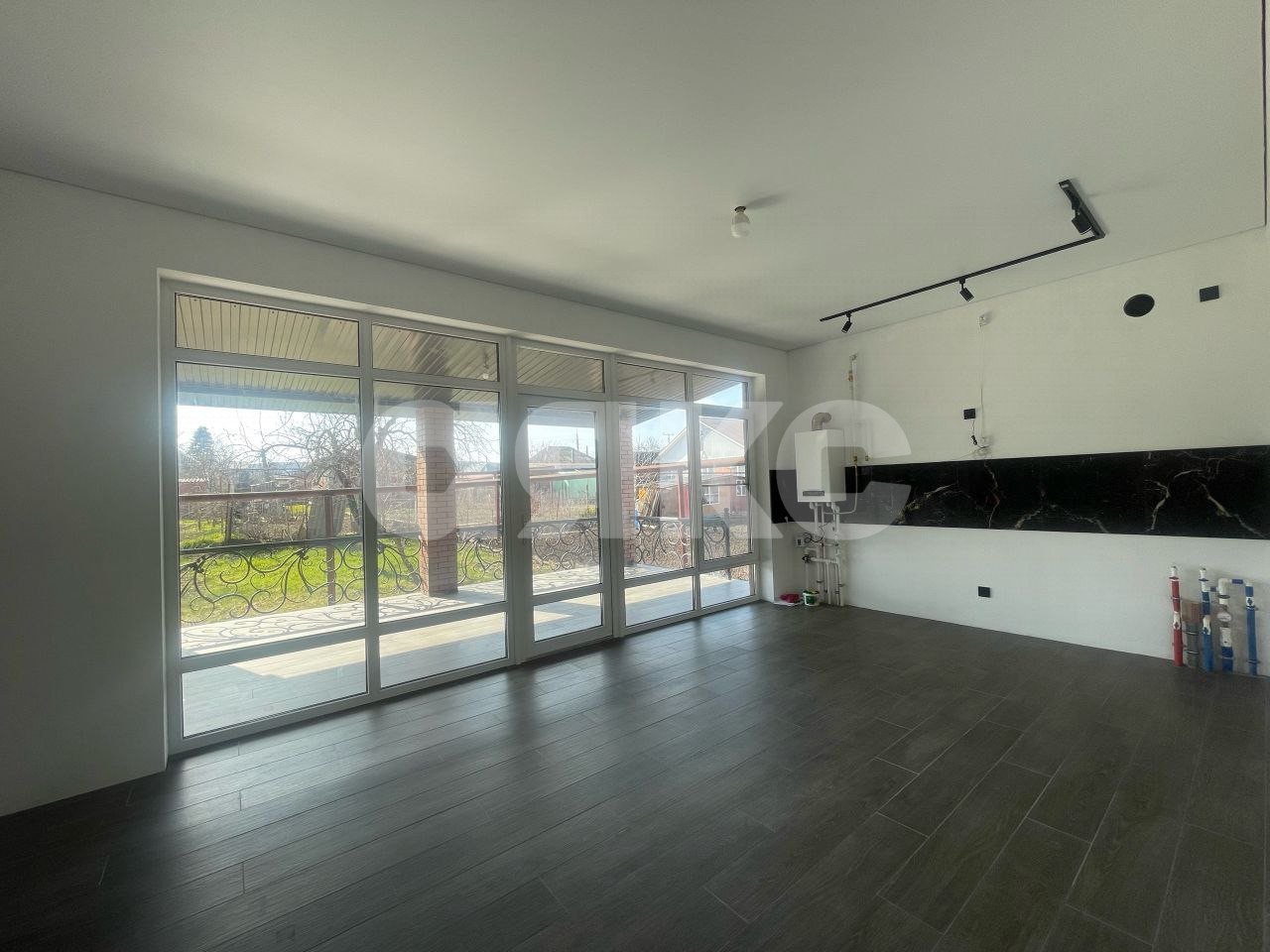 Фото №11: Дом 120 м² + 6.3 сот. - Майкоп, мкр. Центр, ул. площадь Ленина