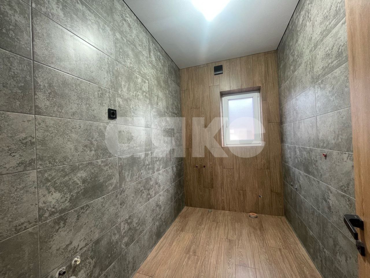 Фото №17: Дом 120 м² + 6.3 сот. - Майкоп, мкр. Центр, ул. площадь Ленина