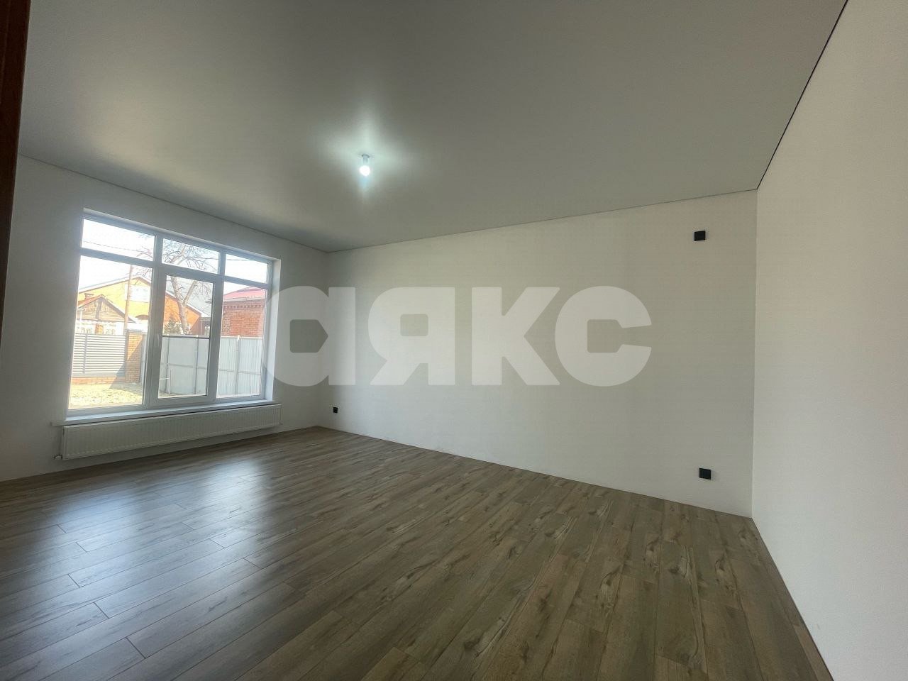 Фото №2: Дом 120 м² + 6.3 сот. - Майкоп, мкр. Центр, ул. площадь Ленина