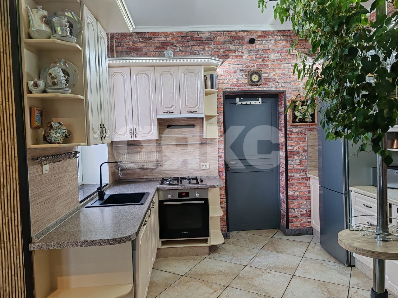 Фото №5: Дом 240 м² + 15 сот. - Анциферово, ул. Школьная