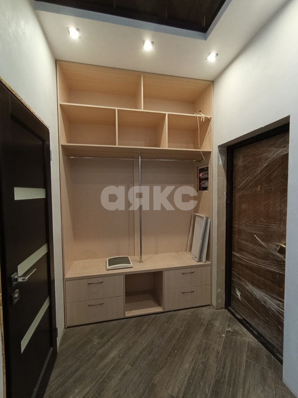 Фото №10: 3-комнатная квартира 95 м² - Мариуполь, р. Центральный, ул. Писарева, 28