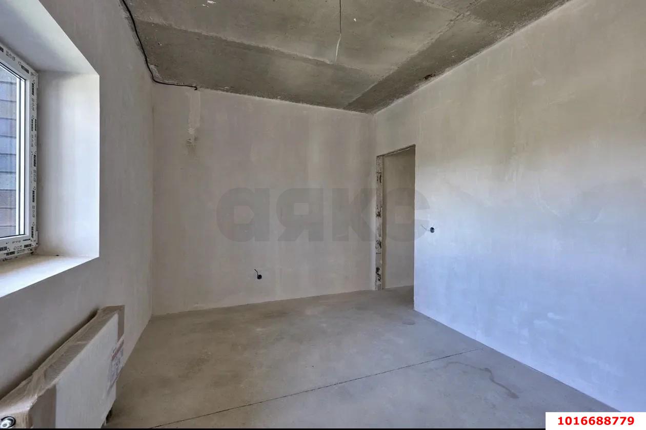 Фото №8: 2-комнатная квартира <span class="whitespace-nowrap">55 м²</span>, <span class="whitespace-nowrap">3/21 эт.</span> - Краснодар, Центральный внутригородской округ, мкр. Черёмушки, ул. Обрывная, 22/1