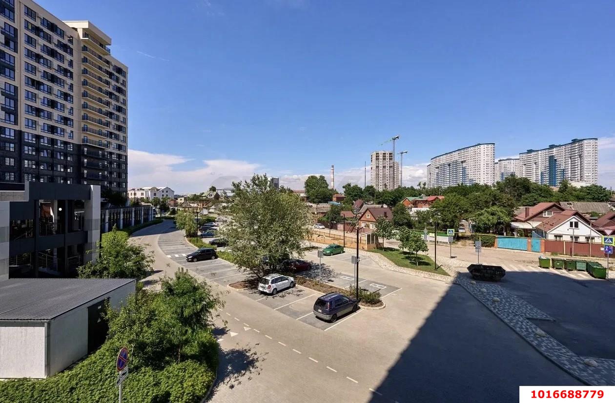 Фото №12: 2-комнатная квартира <span class="whitespace-nowrap">55 м²</span>, <span class="whitespace-nowrap">3/21 эт.</span> - Краснодар, Центральный внутригородской округ, мкр. Черёмушки, ул. Обрывная, 22/1