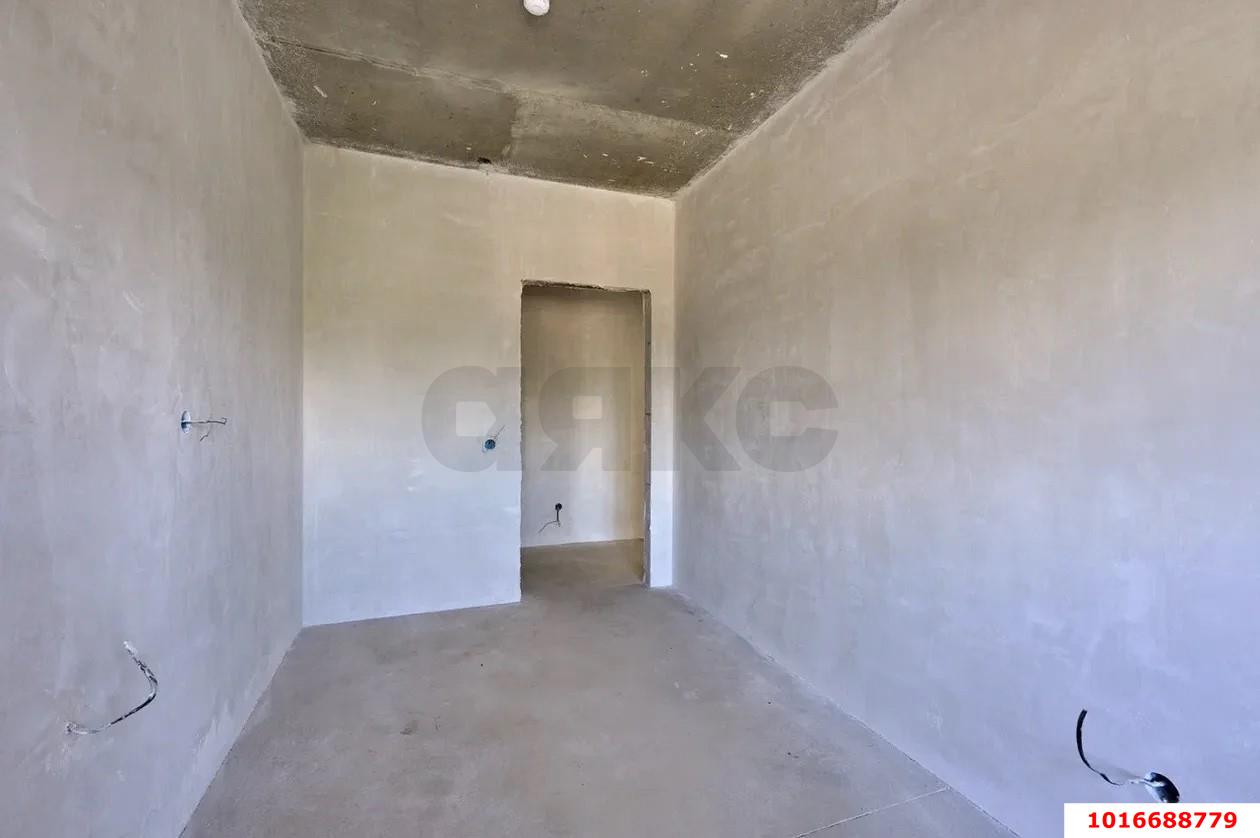 Фото №5: 2-комнатная квартира <span class="whitespace-nowrap">55 м²</span>, <span class="whitespace-nowrap">3/21 эт.</span> - Краснодар, Центральный внутригородской округ, мкр. Черёмушки, ул. Обрывная, 22/1