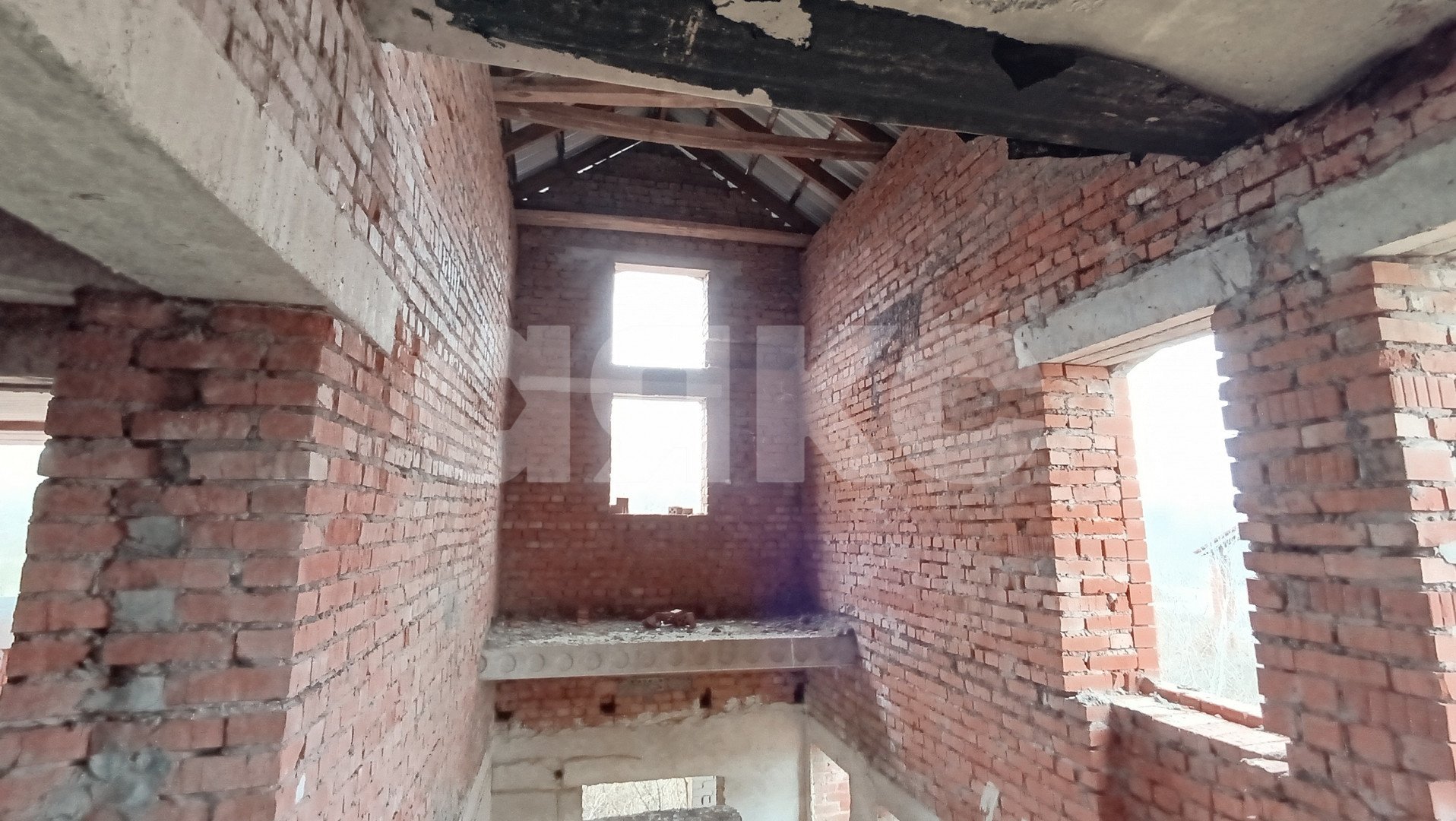 Фото №6: Дом 250 м² + 16.39 сот. - Саратовская, 4-й, мкр. 13-й квартал, 5