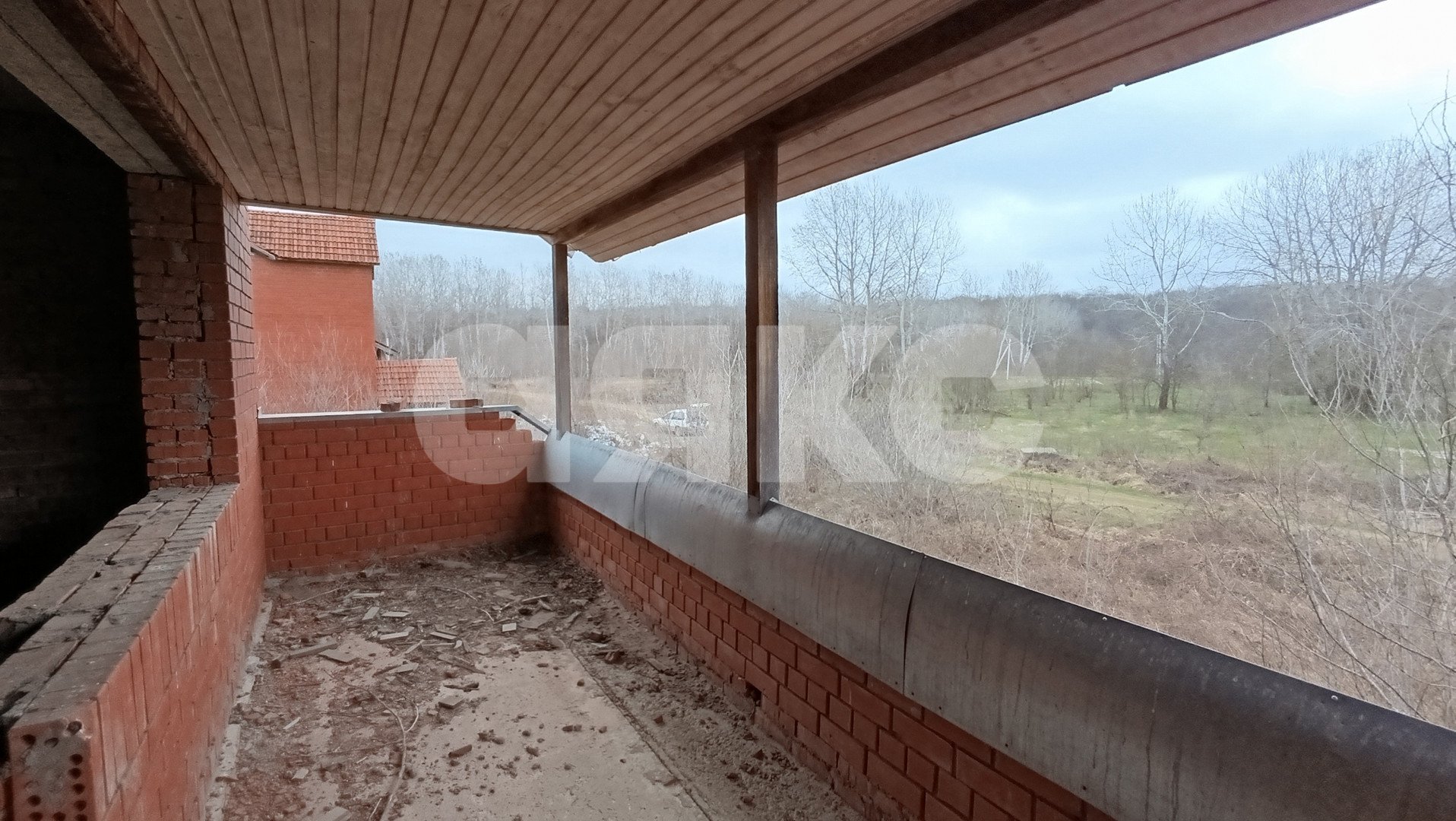 Фото №13: Дом 250 м² + 16.39 сот. - Саратовская, 4-й, мкр. 13-й квартал, 5