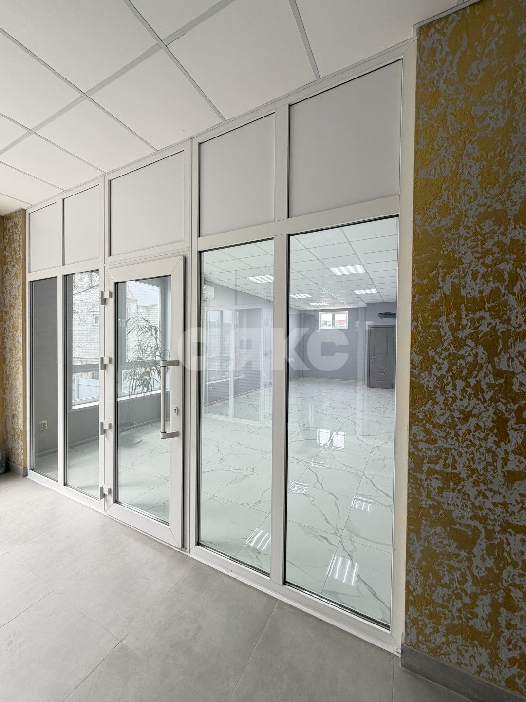 Фото №7: Коммерция 40 м² - Горячий Ключ, Администрация, мкр. Администрация, ул. Черноморская