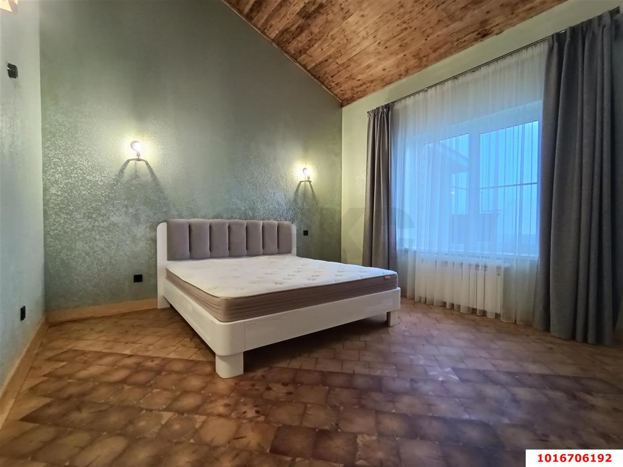 Фото №16: Дом 199 м² + 12.5 сот. - Зарождение, ул. Крымская, 20