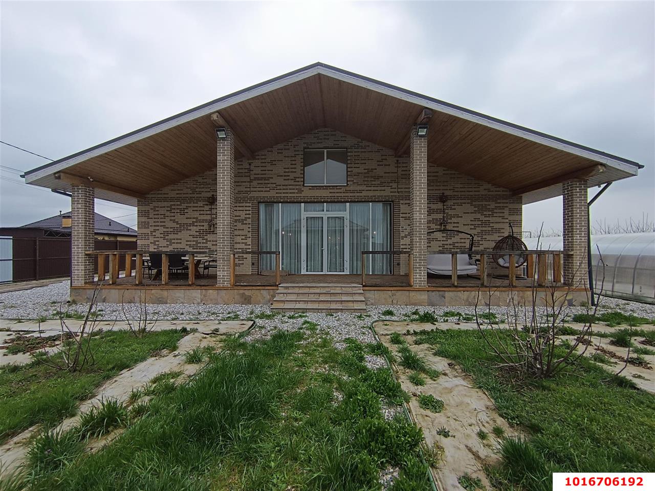 Фото №3: Дом 199 м² + 12.5 сот. - Зарождение, ул. Крымская, 20