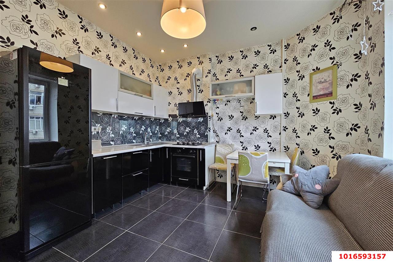 Фото №6: 1-комнатная квартира 60 м² - Краснодар, Прикубанский внутригородской округ, мкр. Восточно-Кругликовский, ул. Черкасская, 63