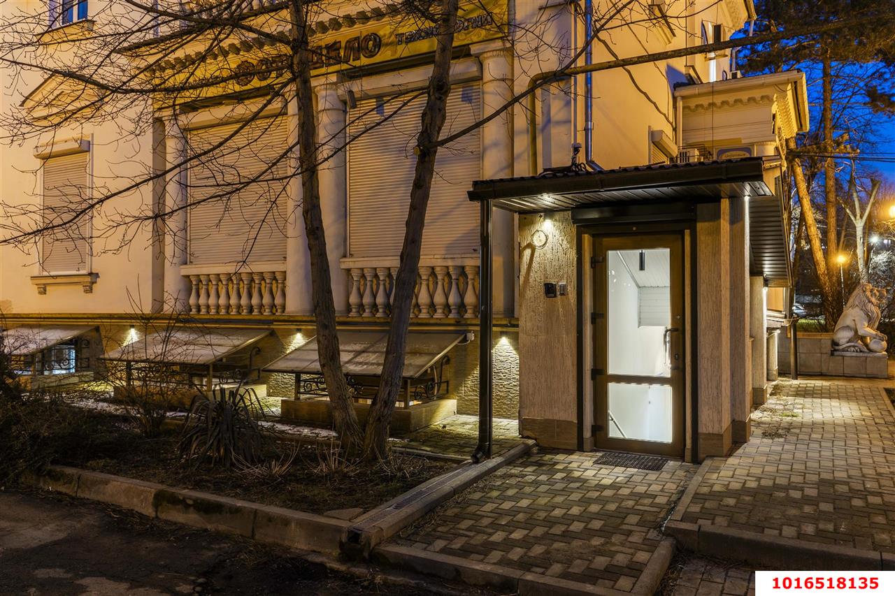 Фото №7: Коммерция 120 м² - Краснодар, мкр. Центральный внутригородской округ, ул. Красная, 200