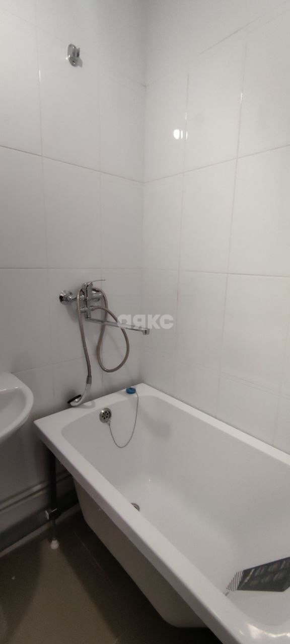 Фото №10: 1-комнатная квартира 21 м² - Мариуполь, Жовтневый, р. Центральный, пр-кт Металлургов, 127А