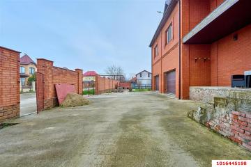 Фото №3: Дом 571 м² - Ленина, мкр. Карасунский внутригородской округ, ул. 1-я Сторожевая, 52