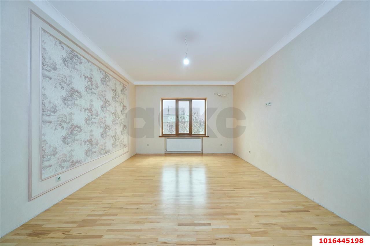 Фото №11: Дом 571 м² + 10 сот. - Ленина, мкр. Карасунский внутригородской округ, ул. 1-я Сторожевая, 52