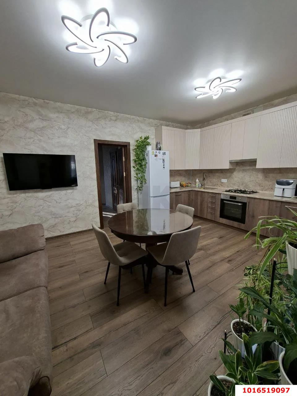 Фото №1: Дом 136 м² + 3.18 сот. - Краснодар, мкр. Прикубанский внутригородской округ, пр-д 2-й  Куликова Поля