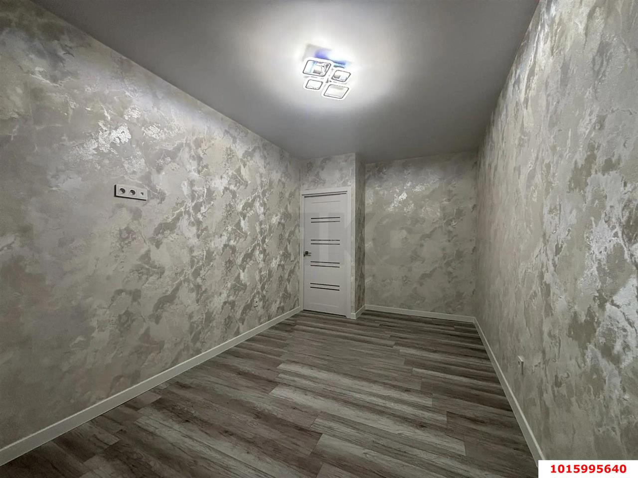 Фото №5: 1-комнатная квартира 37 м² - Краснодар, Музыкальный, ЖК Времена Года, имени Петра Метальникова, Завод Радиоизмерительных Приборов, Прикубанский внутригородской округ, мкр. жилой комплекс Времена года, ул. Петра Метальникова, 5к1