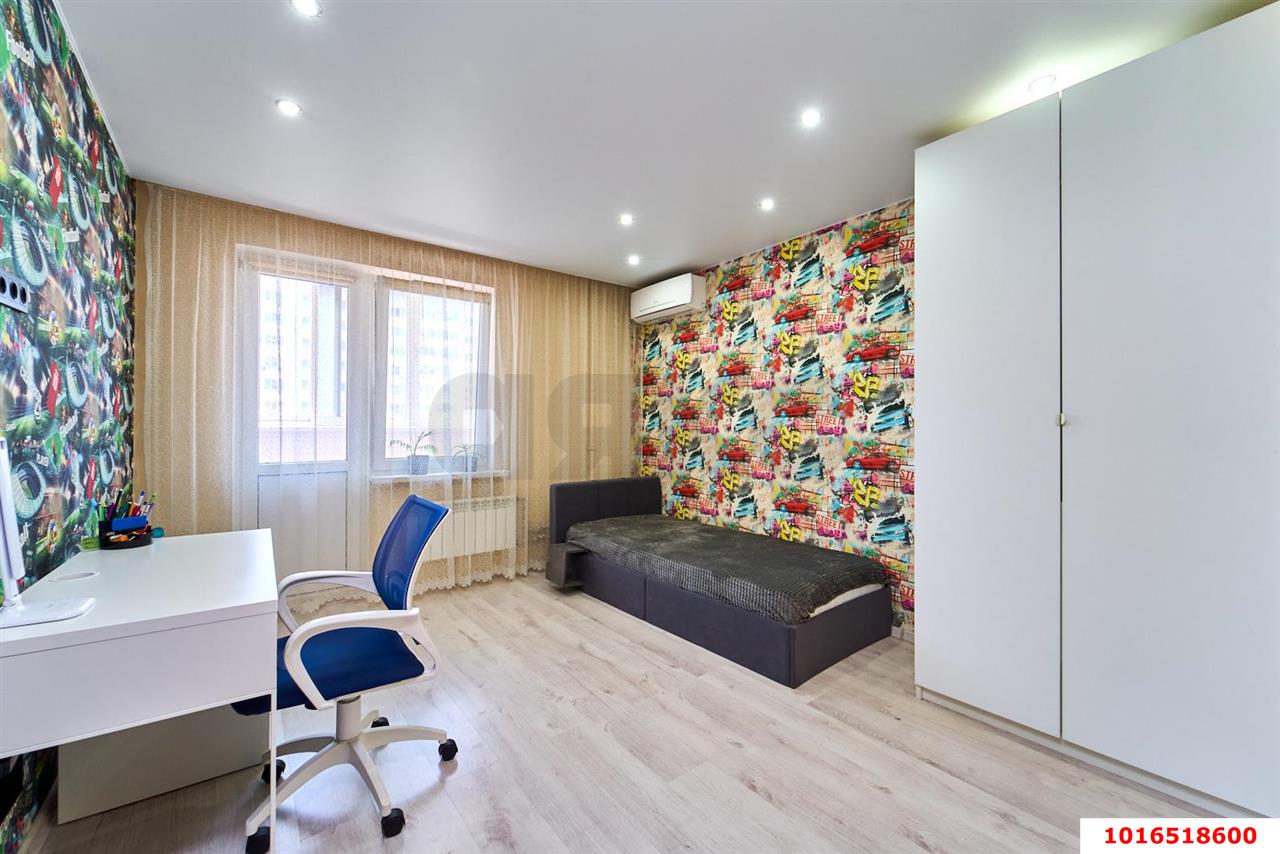 Фото №10: 3-комнатная квартира <span class="whitespace-nowrap">90 м²</span>, <span class="whitespace-nowrap">10/16 эт.</span> - Краснодар, Прикубанский внутригородской округ, мкр. Восточно-Кругликовский, ул. Героев-Разведчиков, 42