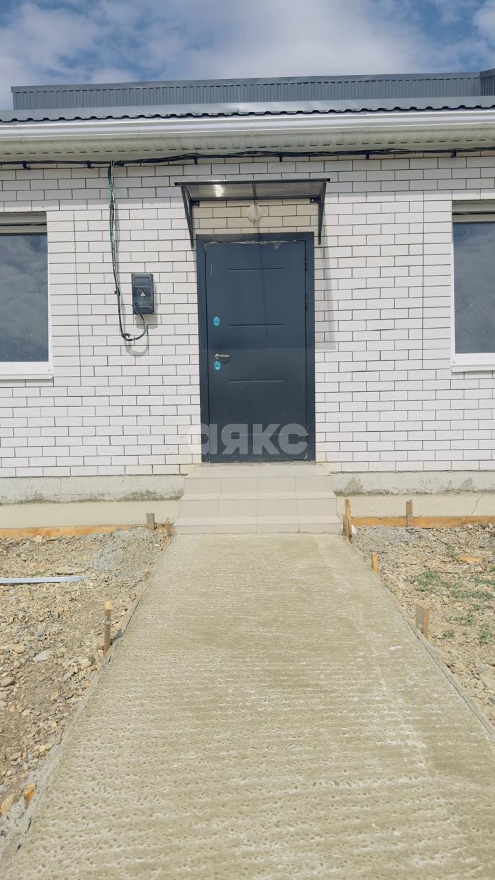 Фото №4: Таунхаус 38 м² + 2 сот. - Кореновск, мкр. 2-й квартал