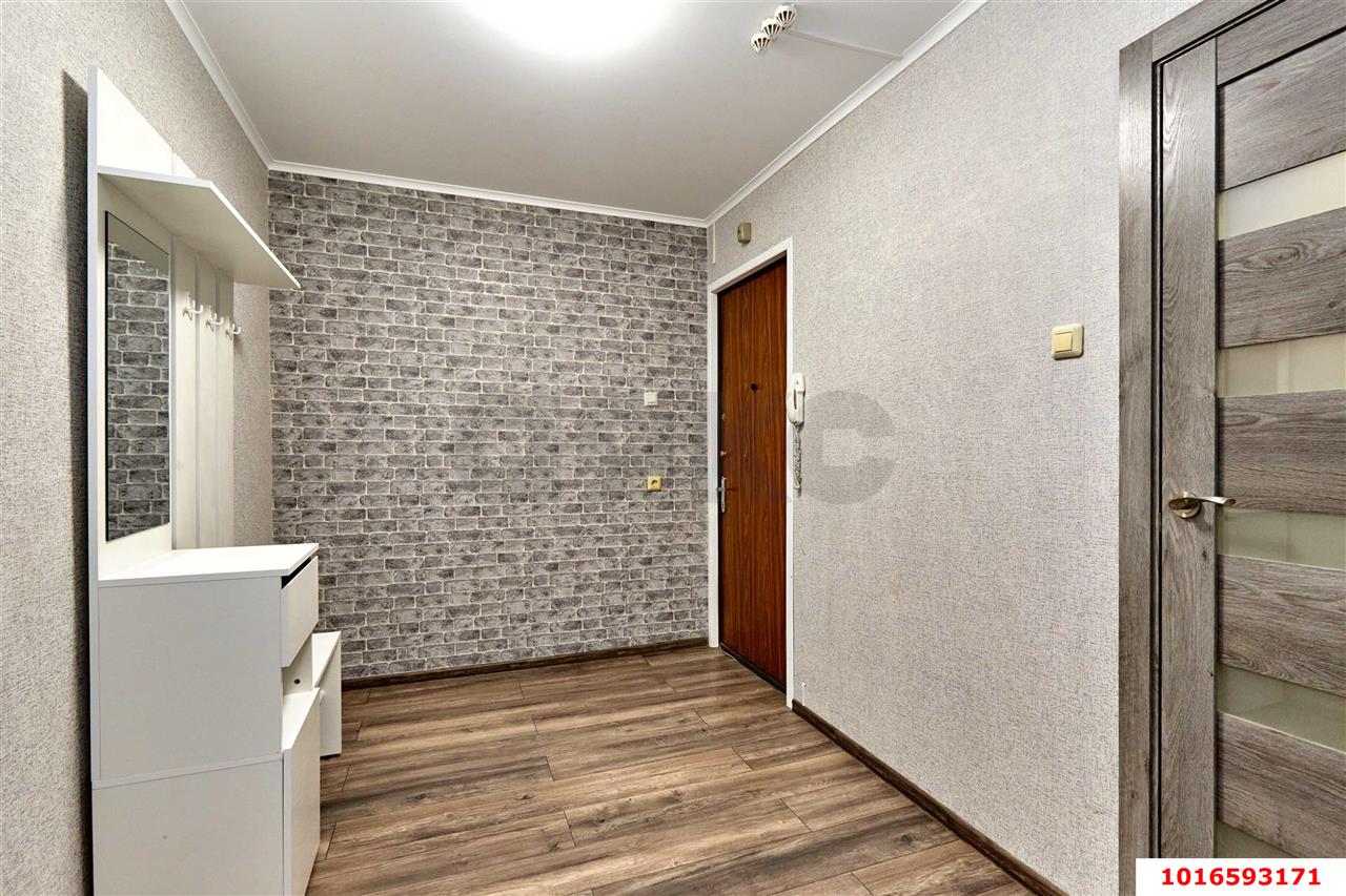 Фото №14: 2-комнатная квартира <span class="whitespace-nowrap">65 м²</span>, <span class="whitespace-nowrap">11/12 эт.</span> - Краснодар, Прикубанский внутригородской округ, мкр. Микрохирургии глаза, ул. Красных Партизан, 4/4