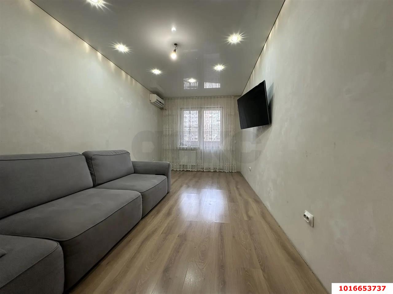 Фото №1: 3-комнатная квартира 90 м² - Краснодар, Прикубанский внутригородской округ, Россинского, мкр. жилой комплекс Инсити-Парк, ул. Командорская, 1к1