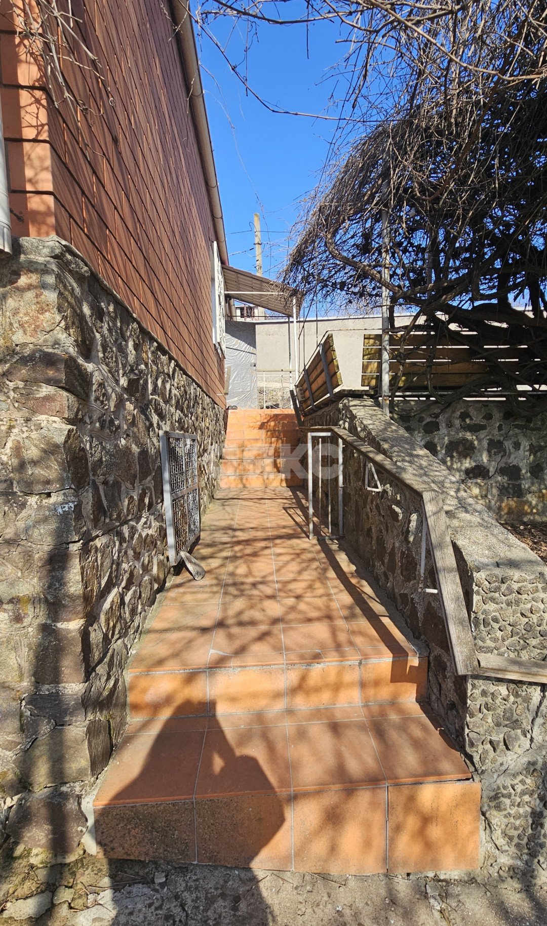 Фото №3: Дом 203 м² + 17 сот. - Мариуполь, Приморский, п. Моряков, пер. Высокий, 7