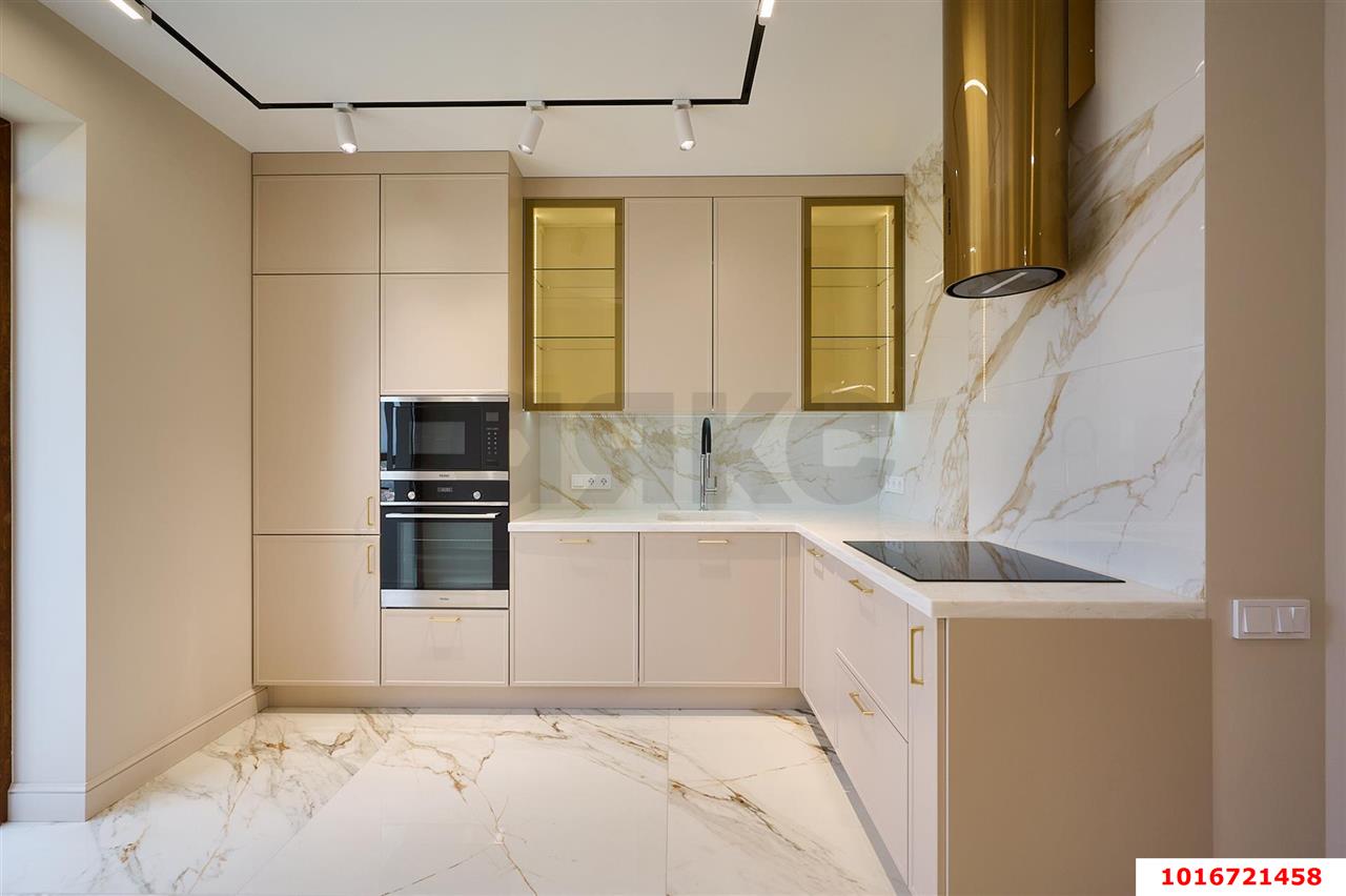 Фото №1: 2-комнатная квартира 57 м² - Краснодар, Прикубанский внутригородской округ, мкр. Горхутор, ул. имени Дзержинского, 110А